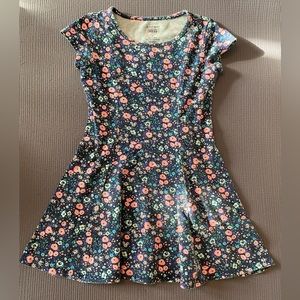 All day play dress 🌸